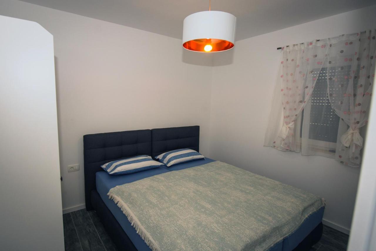 Deluxe 2 Bedroom Apartment With Sea View Baska Voda Luaran gambar