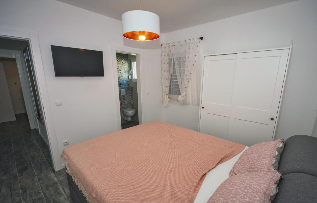 Deluxe 2 Bedroom Apartment With Sea View Baska Voda Luaran gambar