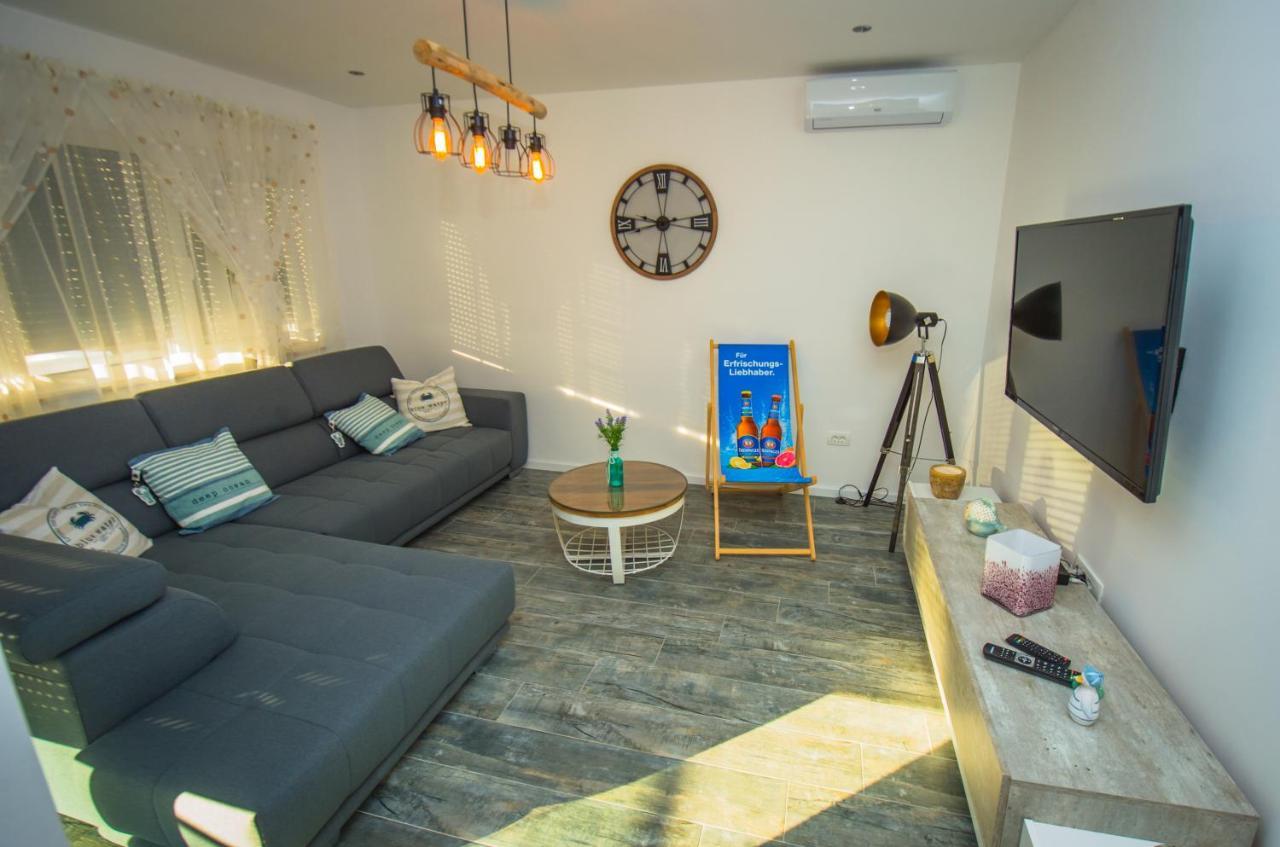 Deluxe 2 Bedroom Apartment With Sea View Baska Voda Luaran gambar
